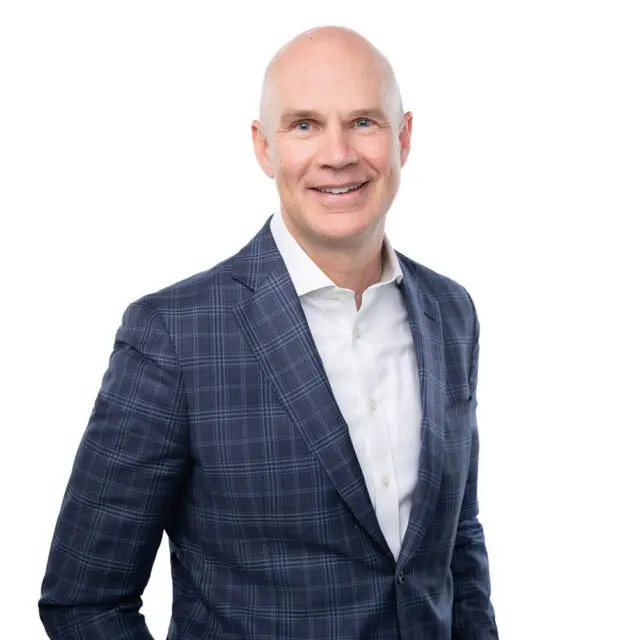 D’Arcy McDonald bio image